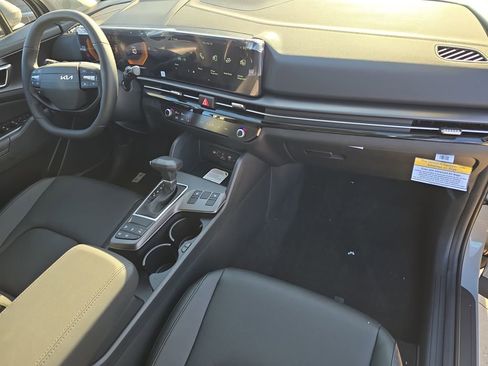 New 2026 Kia Sportage EX image 12