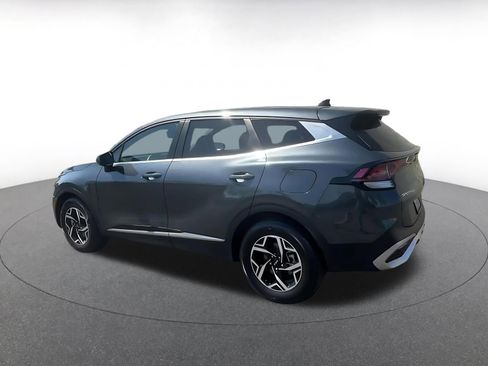 Used 2025 Kia Sportage LX image 10