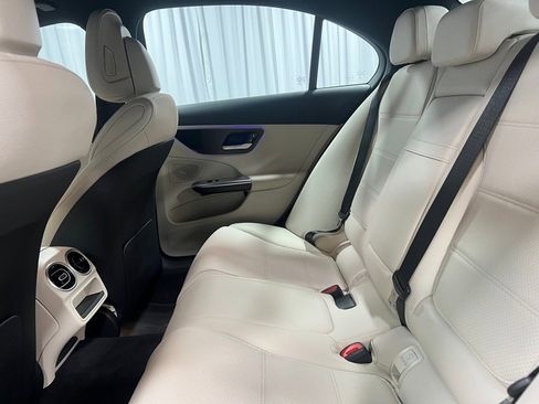 Used 2022 Mercedes-Benz C 300 4MATIC Sedan image 25