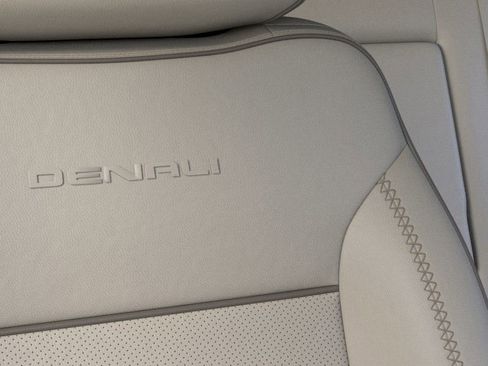 New 2026 GMC Yukon Denali image 24