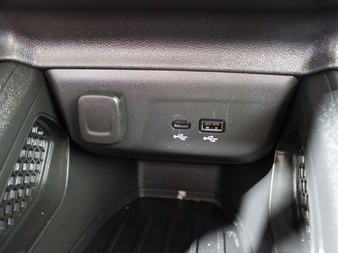 Used 2026 Chevrolet TrailBlazer RS image 21