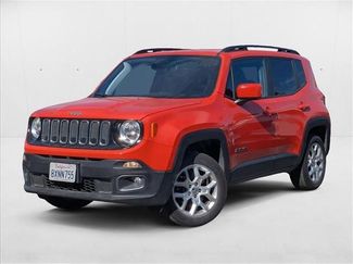 Used 2018 Jeep Renegade Latitude w/ Cold Weather Group image 1