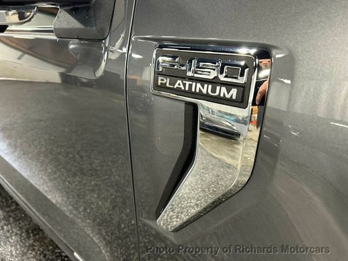 Used 2022 Ford F150 Platinum AWD/4WD image 8