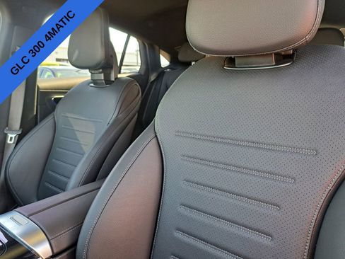 Used 2024 Mercedes-Benz GLC 300 4MATIC image 20