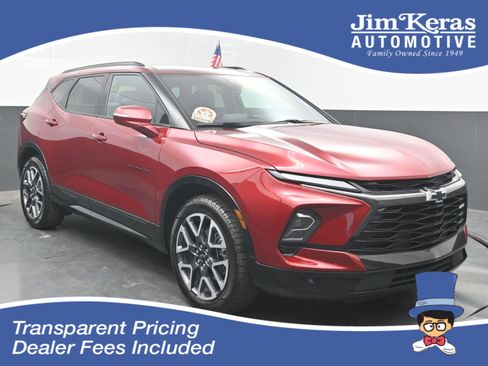 Used 2025 Chevrolet Blazer RS FWD image 1