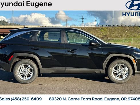 New 2026 Hyundai Tucson SE image 3