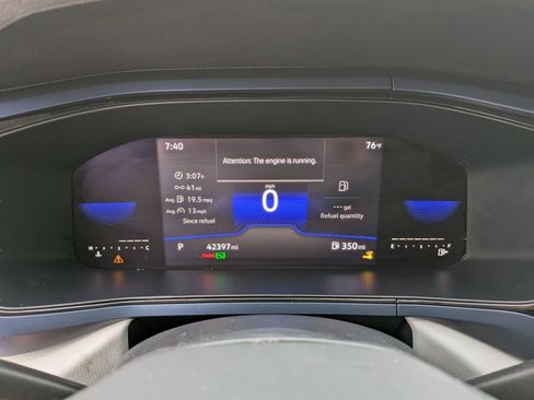 Certified 2023 Volkswagen Taos SE FWD image 32
