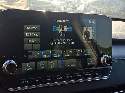 Used 2024 Mitsubishi Outlander SE AWD/4WD image 18