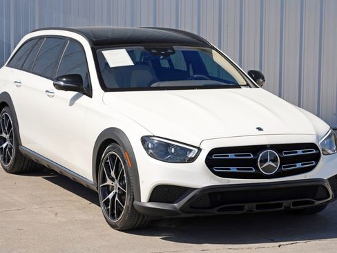 Used 2022 Mercedes-Benz E 450 4MATIC All-Terrain Wagon image 60