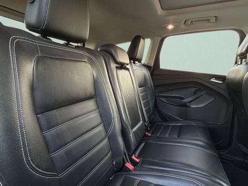 Used 2018 Ford Escape SEL AWD/4WD image 19