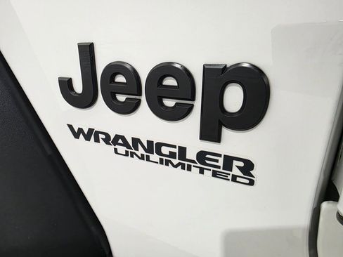 Used 2021 Jeep Wrangler Unlimited Sport image 28