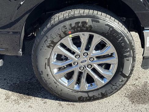 New 2026 Ford F150 Lariat w/ Equipment Group 501A Mid image 9