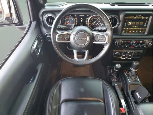 Certified 2019 Jeep Wrangler Unlimited Sahara w/ Quick Order Package 24M Moab image 9