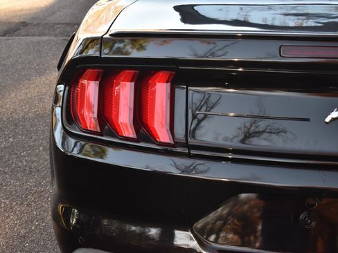 Used 2019 Ford Mustang Premium image 45