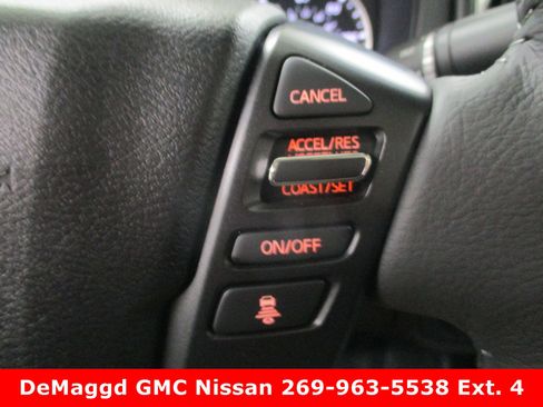 New 2025 Nissan Frontier SL image 21