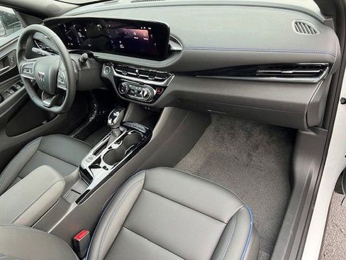New 2026 Buick Envista Sport Touring w/ Convenience I Package FWD image 17