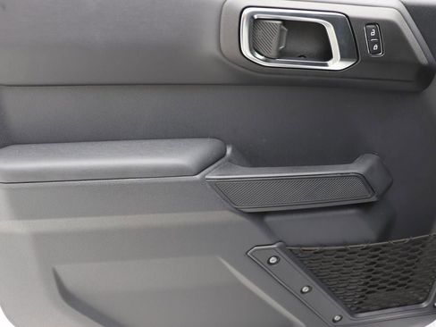 New 2025 Ford Bronco Outer Banks image 12