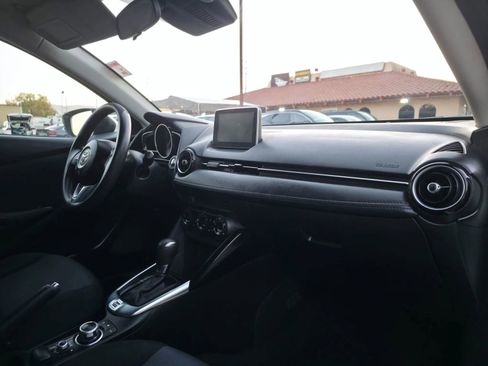 Used 2018 Toyota Yaris iA image 19