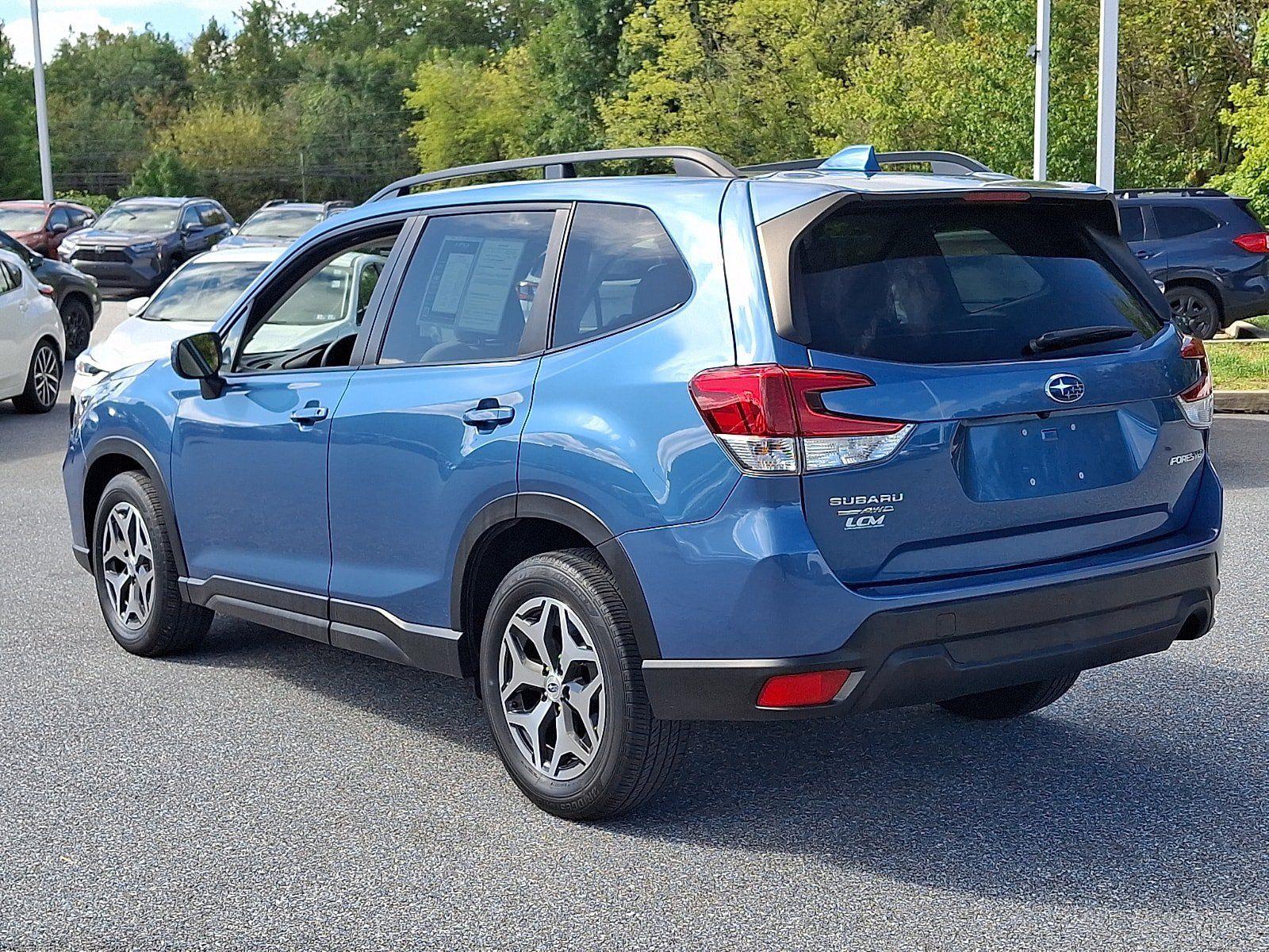 Used 2021 Subaru Forester Premium AWD/4WD image 6