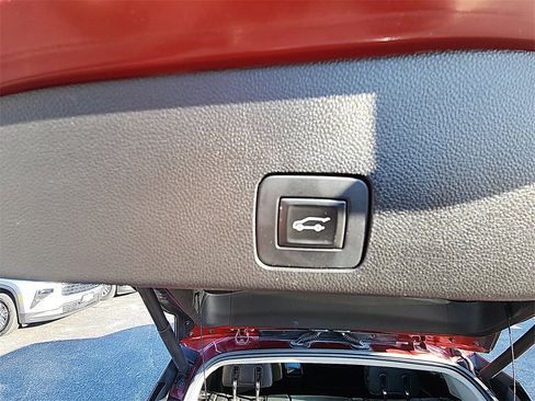 Used 2021 Buick Encore GX Essence w/ Advanced Technology Package image 34