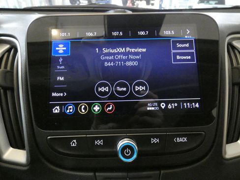 Used 2024 Chevrolet Malibu LT image 11