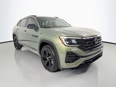 Used 2025 Volkswagen Atlas Cross Sport SEL R-Line