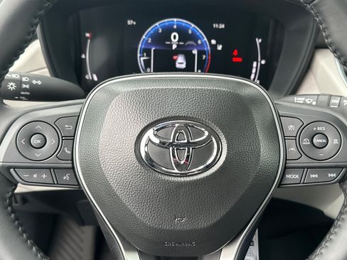 New 2026 Toyota Corolla Cross LE FWD image 26