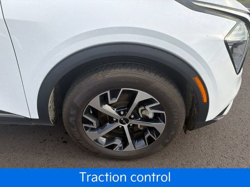 Certified 2023 Kia Sportage EX FWD image 25