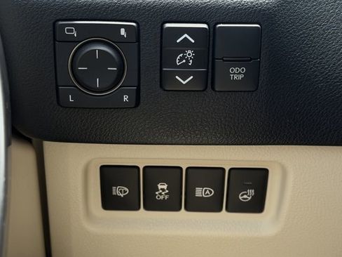 Used 2022 Lexus GX 460 Premium w/ Premium Package AWD/4WD image 22