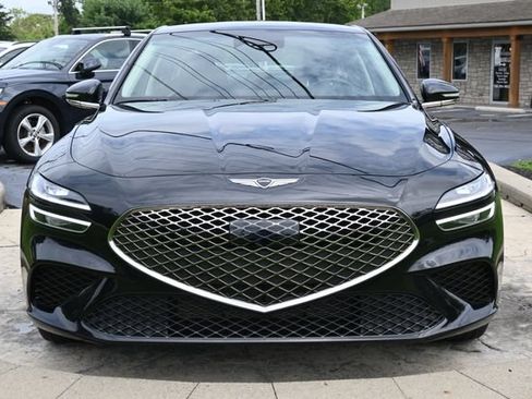 Used 2024 Genesis G70 2.5T AWD/4WD image 2