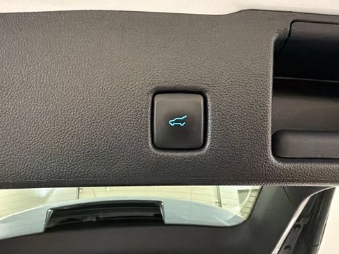 Used 2023 Ford Escape Active AWD/4WD image 32