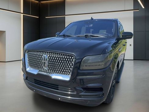 Used 2019 Lincoln Navigator Reserve AWD/4WD image 11