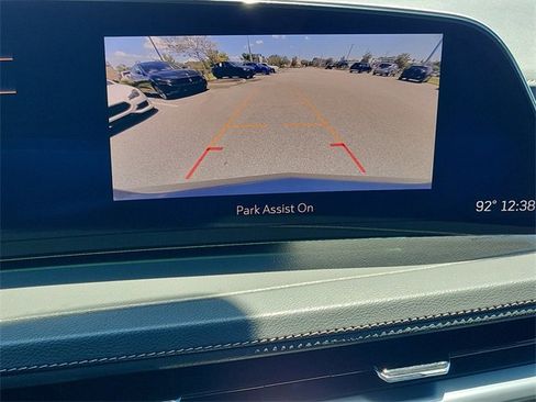 Used 2024 Cadillac XT4 Premium Luxury image 26