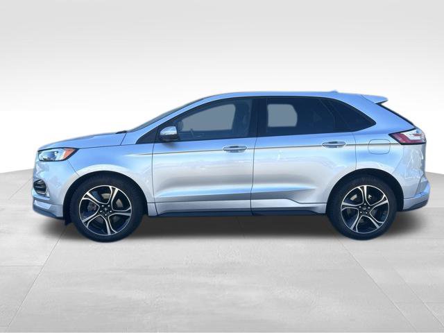 Used 2019 Ford Edge ST w/ Convenience Package AWD/4WD image 2