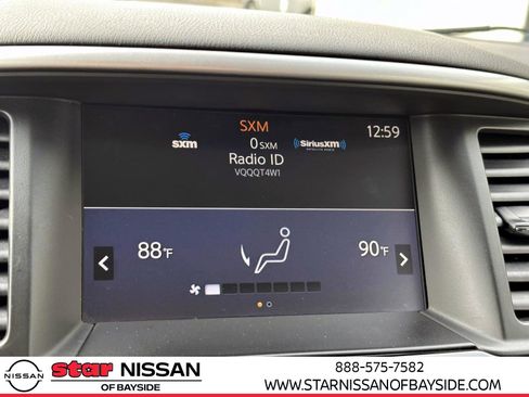 Used 2019 Nissan Pathfinder SV image 26