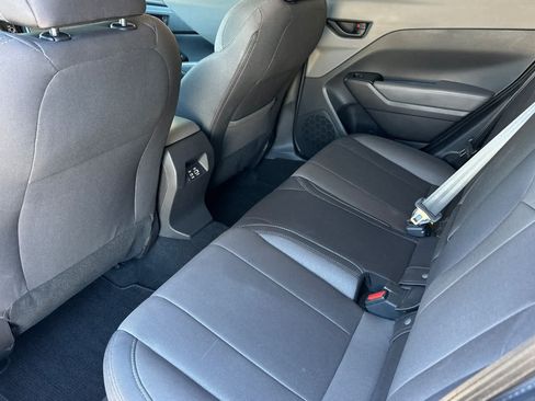 Used 2026 Subaru Crosstrek 2.5i Premium AWD/4WD image 11