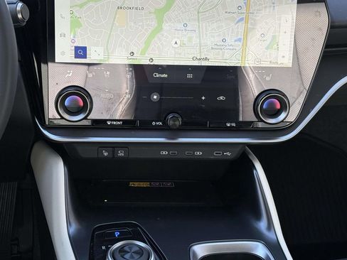 Used 2024 Lexus RZ 450e Premium image 19