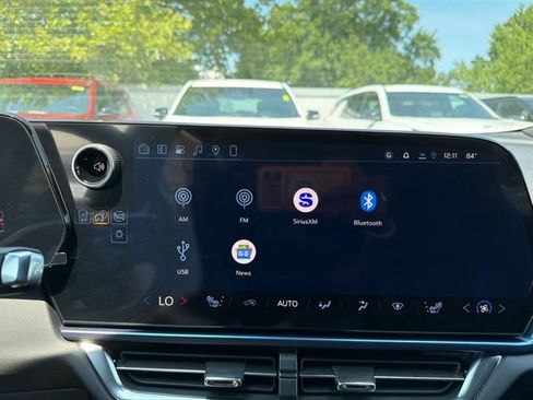 New 2026 Chevrolet Equinox EV LT FWD image 25