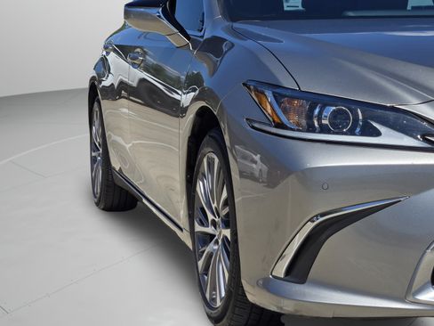 Used 2021 Lexus ES 350 w/ Premium Package FWD image 32