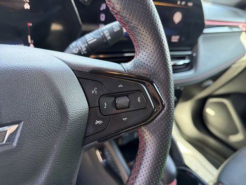 Used 2024 Chevrolet TrailBlazer RS w/ Convenience Package image 20