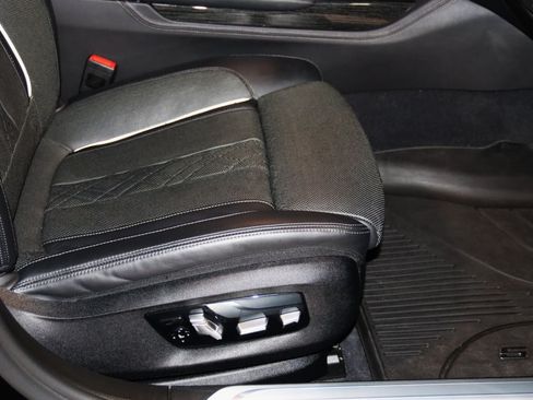 Used 2019 BMW 750i RWD image 66