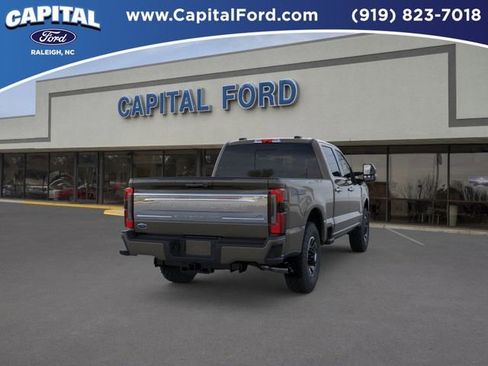 New 2026 Ford F250 Platinum w/ Platinum Plus Package AWD/4WD image 8