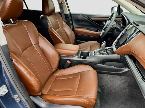 Used 2025 Subaru Outback Touring XT AWD/4WD image 30