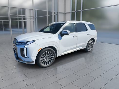 Used 2025 Hyundai Palisade Calligraphy image 4