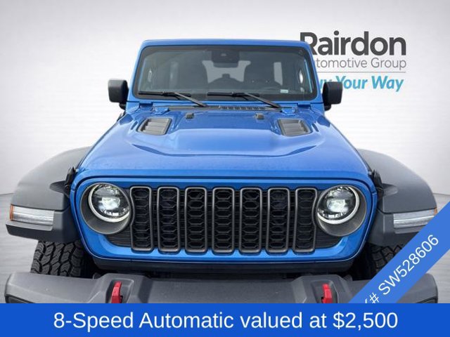Used 2025 Jeep Wrangler Unlimited Rubicon AWD/4WD image 2