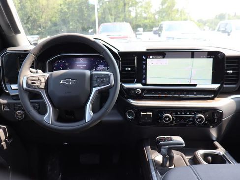New 2026 Chevrolet Silverado 1500 RST w/ Redline Edition AWD/4WD image 12