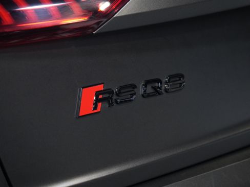 Used 2021 Audi RS Q8 w/ Black Optic Package AWD/4WD image 19