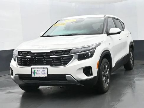 Used 2026 Kia Seltos LX AWD/4WD image 1