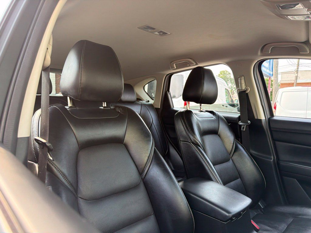 Used 2024 MAZDA CX-5 AWD 2.5 S w/ Select Package image 10
