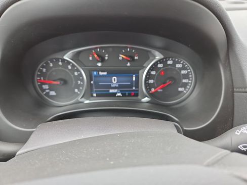 Used 2024 GMC Terrain SLE image 19